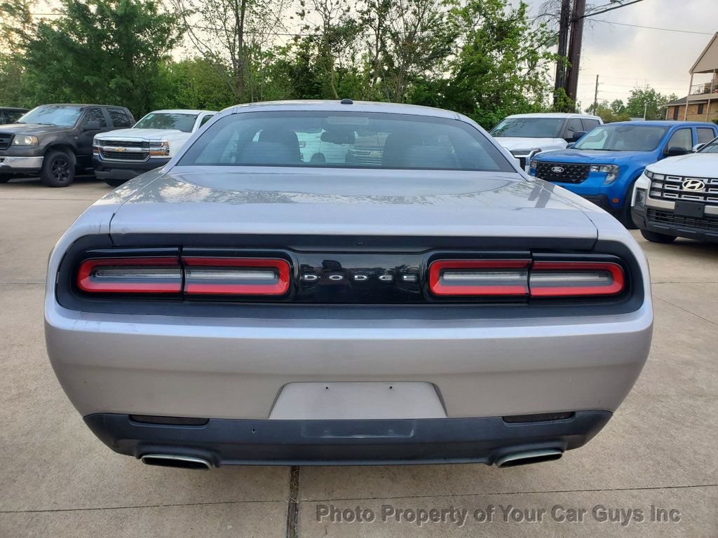 2016 Dodge Challenger 2dr Coupe SXT - 23002250 - 9