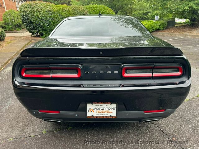 2016 Dodge Challenger 2dr Coupe SXT Plus - 22399705 - 3