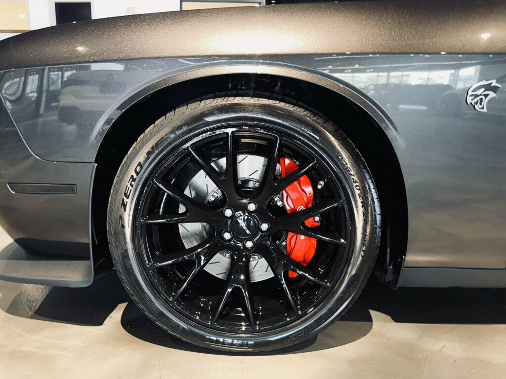 2016 Dodge Challenger HELLCAT 6SpeedManual/BremboBrakes/LagunaLthr /Sunroof/Nav - 23061515 - 23