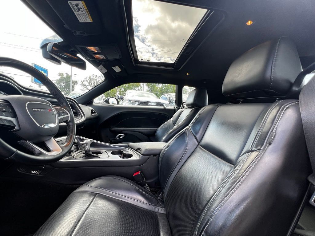2016 Dodge Challenger R/T - 23082010 - 13