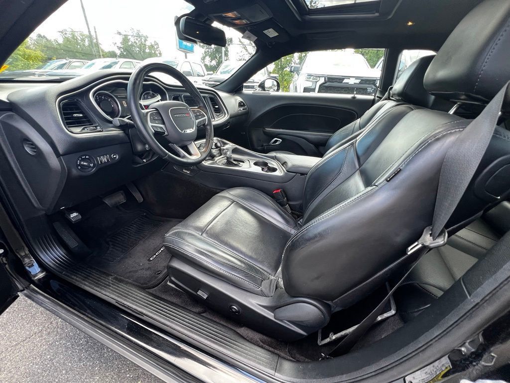 2016 Dodge Challenger R/T - 23082010 - 14