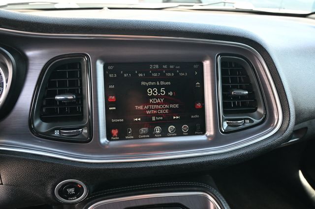 2016 Dodge Challenger R/T Shaker - 22837586 - 10