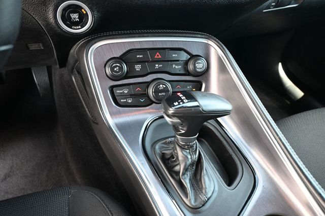 2016 Dodge Challenger R/T Shaker - 22837586 - 12