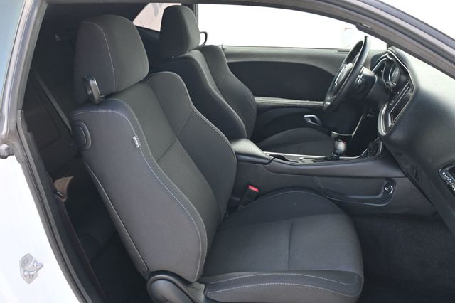 2016 Dodge Challenger R/T Shaker - 22837586 - 15