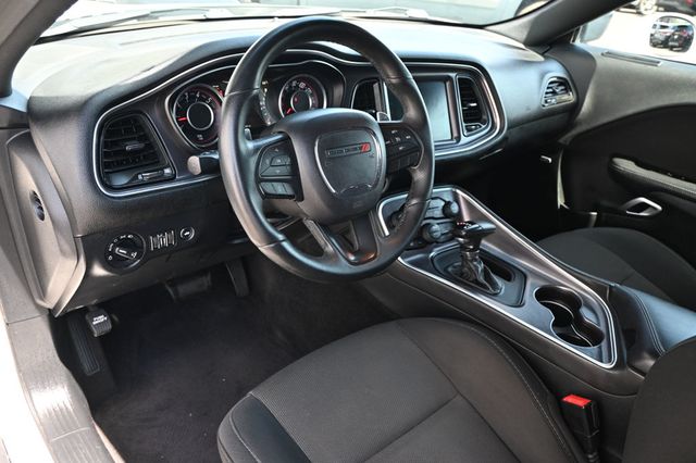 2016 Dodge Challenger R/T Shaker - 22837586 - 8