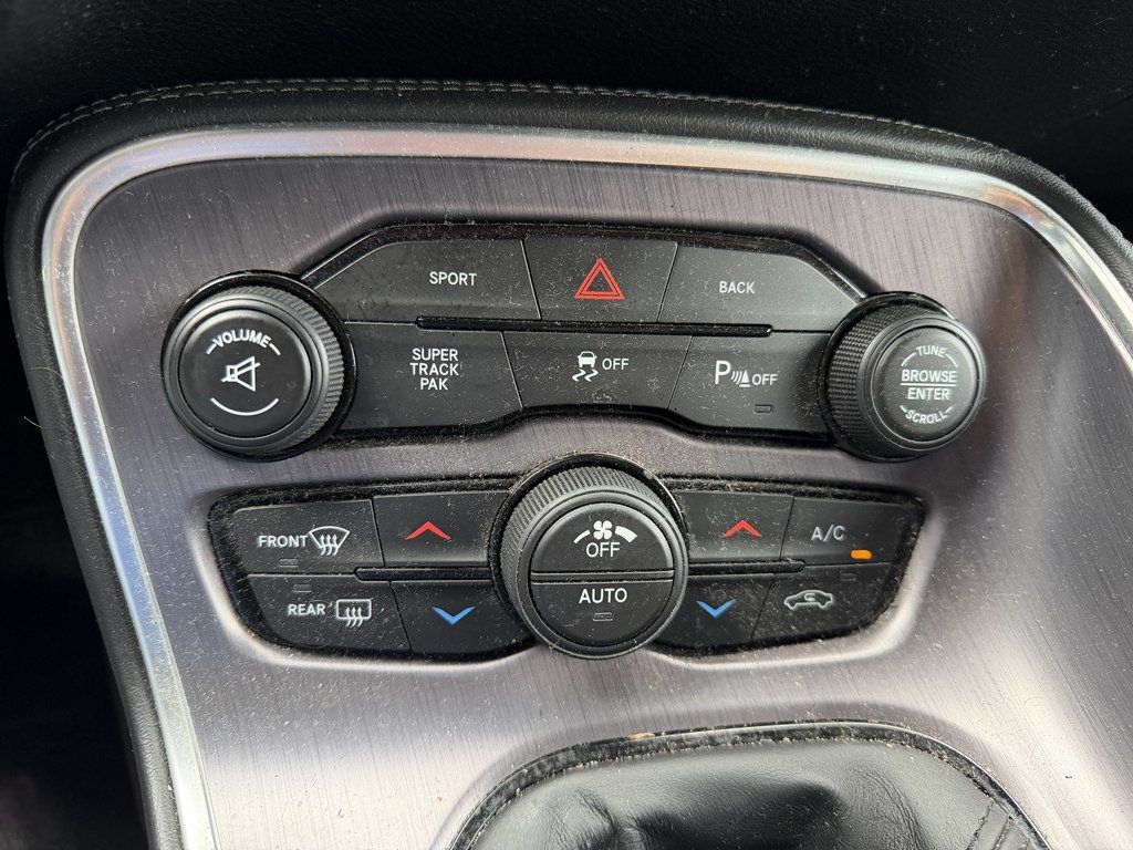 2016 Dodge Challenger R/T SHAKER - 23081546 - 19