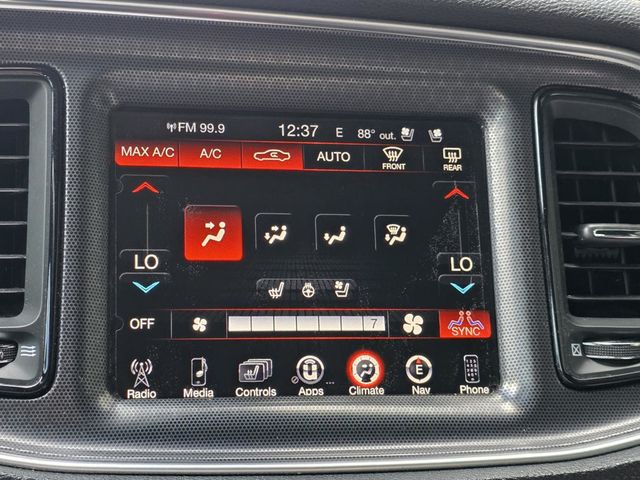 2016 Dodge Challenger SXT - 23090289 - 11