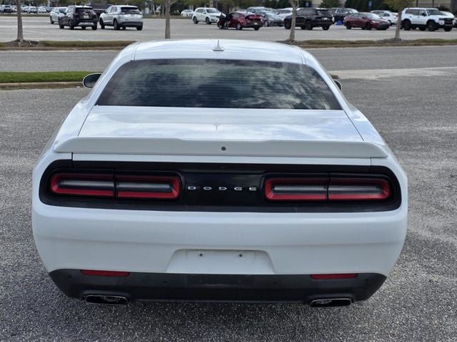 2016 Dodge Challenger SXT - 23090289 - 2