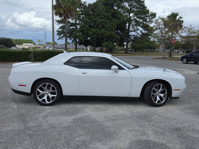 2016 Dodge Challenger SXT - 23090289 - 30