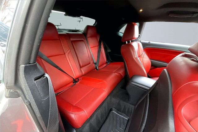 2016 Dodge Challenger SXT - 22959278 - 14