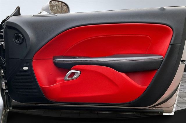 2016 Dodge Challenger SXT - 22959278 - 15