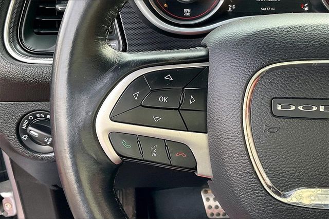 2016 Dodge Challenger SXT - 22959278 - 19