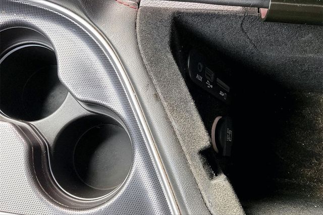 2016 Dodge Challenger SXT - 22959278 - 23