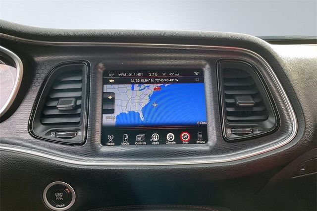 2016 Dodge Challenger SXT - 22959278 - 24