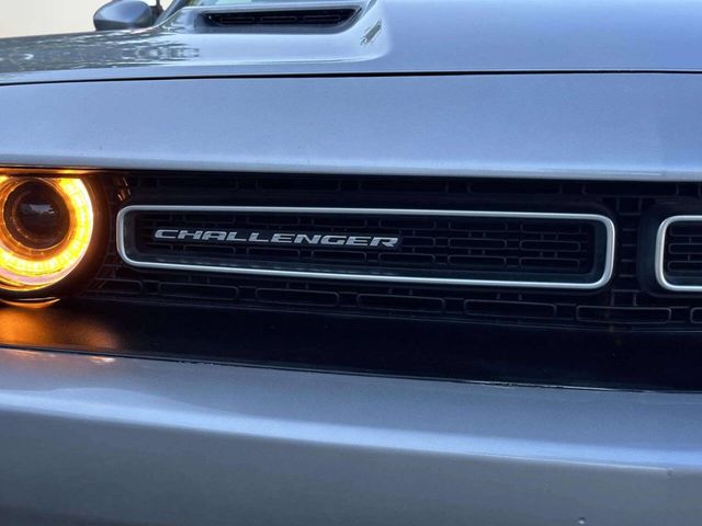 2016 Dodge Challenger SXT 2dr Coupe - 23049982 - 34