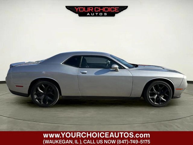 2016 Dodge Challenger SXT 2dr Coupe - 23049982 - 5