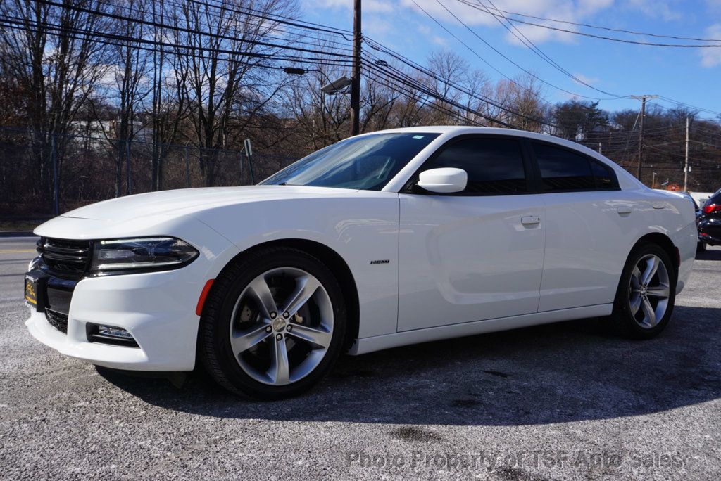 2016 Dodge Charger R/T photo 3