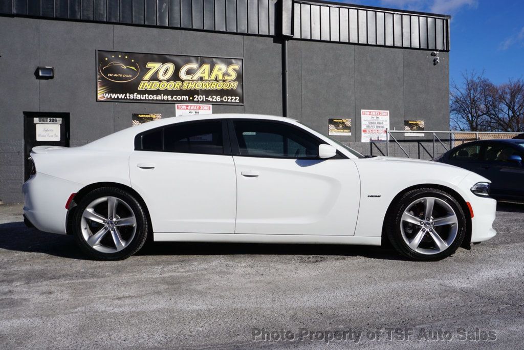 2016 Dodge Charger R/T photo 8