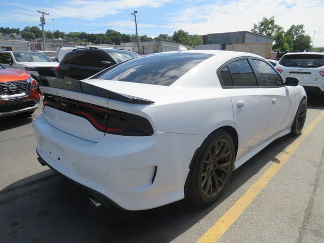 2016 Dodge Charger 4dr Sedan SRT Hellcat RWD - 22903567 - 4