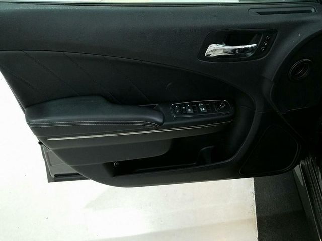 2016 Dodge Charger 4dr Sedan SRT Hellcat RWD - 15400117 - 12