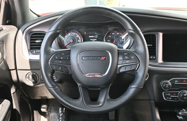 2016 Dodge Charger 4dr Sedan SXT RWD - 23067286 - 8