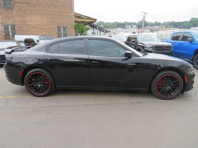 2016 Dodge Charger 4dr Sedan SXT RWD - 23042568 - 3