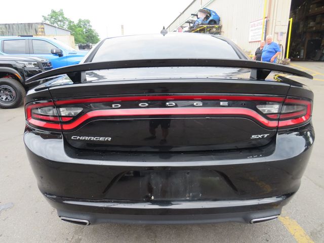 2016 Dodge Charger 4dr Sedan SXT RWD - 23042568 - 5