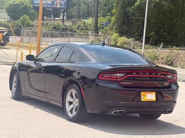 2016 Dodge Charger 4dr Sedan SXT RWD - 23015640 - 5