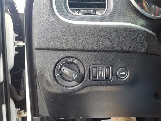 2016 Dodge Charger 4dr Sedan SXT RWD - 22962304 - 14