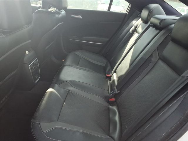 2016 Dodge Charger 4dr Sedan SXT RWD - 22962304 - 16