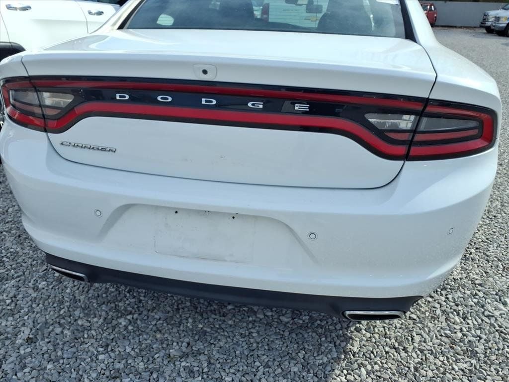 2016 Dodge Charger 4dr Sedan SXT RWD - 22962304 - 17