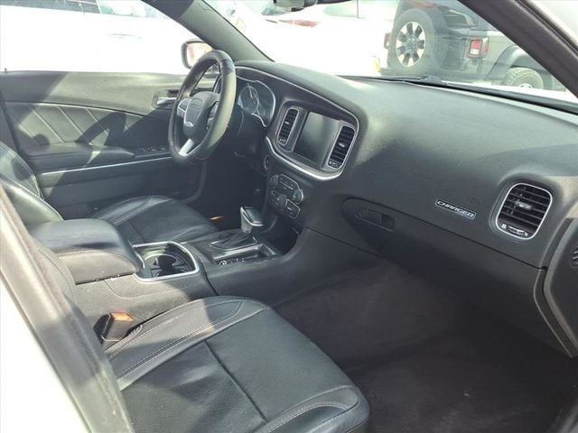 2016 Dodge Charger 4dr Sedan SXT RWD - 22962304 - 19