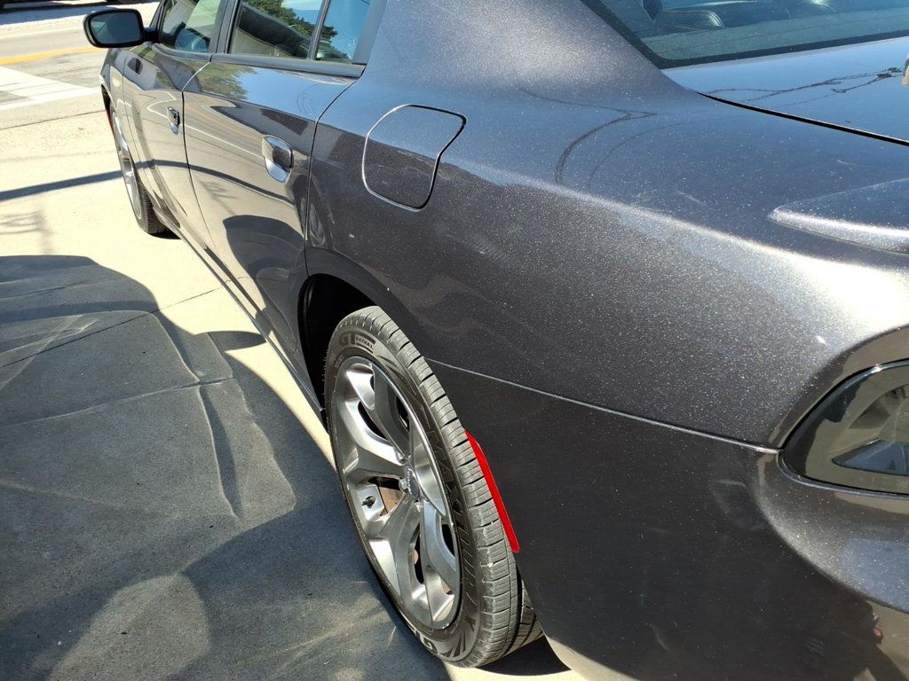 Dodge Charger photo 16