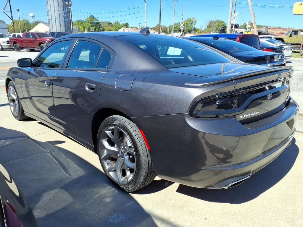 Dodge Charger photo 3