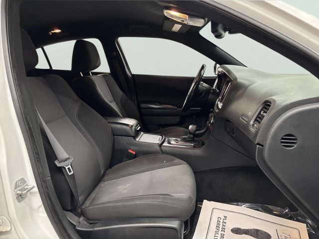 2016 Dodge Charger 4dr Sedan SXT RWD - 22964307 - 19