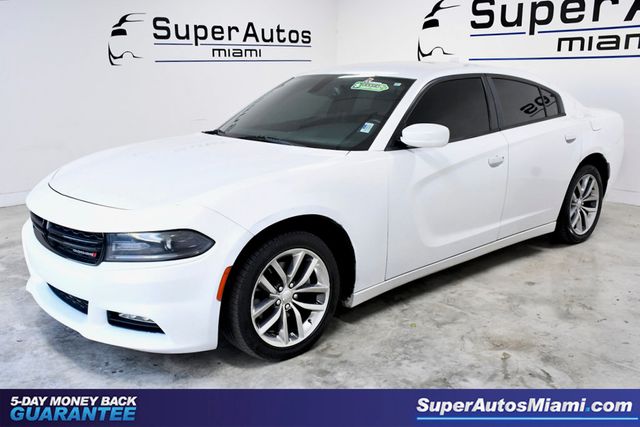 2016 Dodge Charger 4dr Sedan SXT RWD - 22713685 - 0