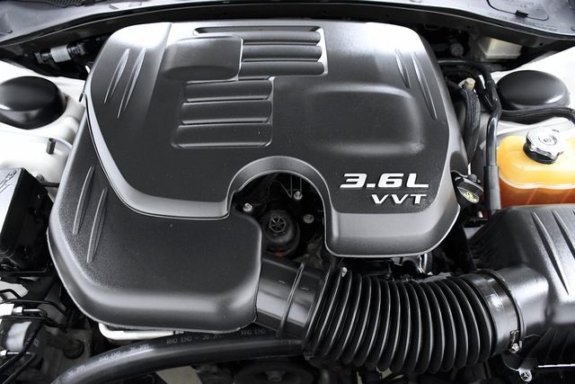 2016 Dodge Charger 4dr Sedan SXT RWD - 22713685 - 18