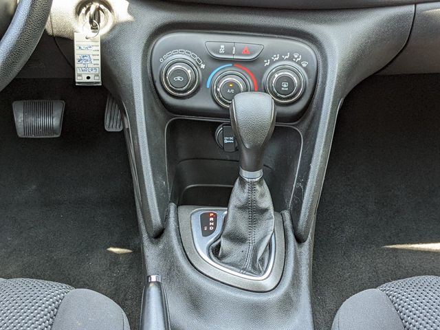 2016 Dodge Dart 4dr Sedan SE - 21936371 - 17