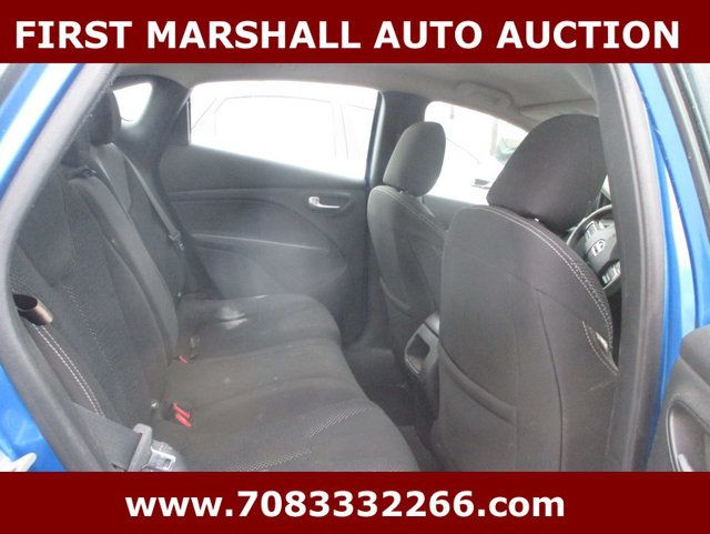 2016 Dodge Dart 4dr Sedan SXT - 22951921 - 6