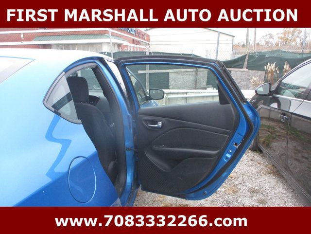 2016 Dodge Dart 4dr Sedan SXT - 22951921 - 7