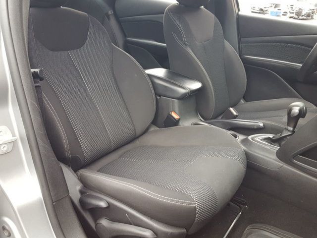 2016 Dodge Dart SXT - 18381905 - 11