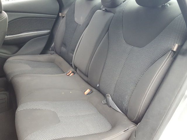 2016 Dodge Dart SXT - 18381905 - 13