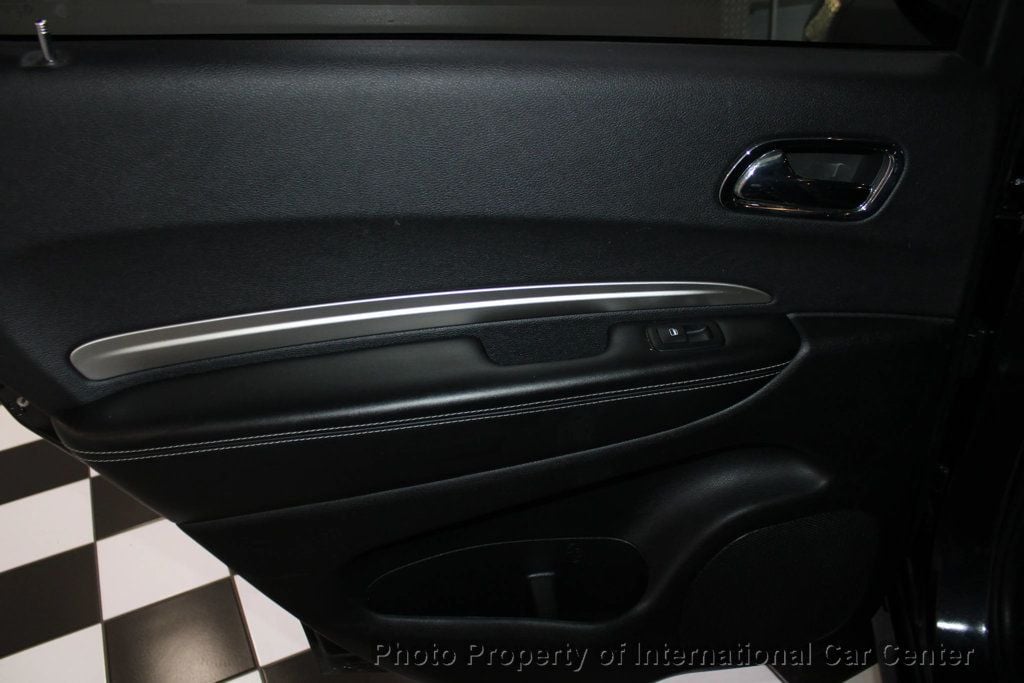 2016 Dodge Durango SXT photo 18