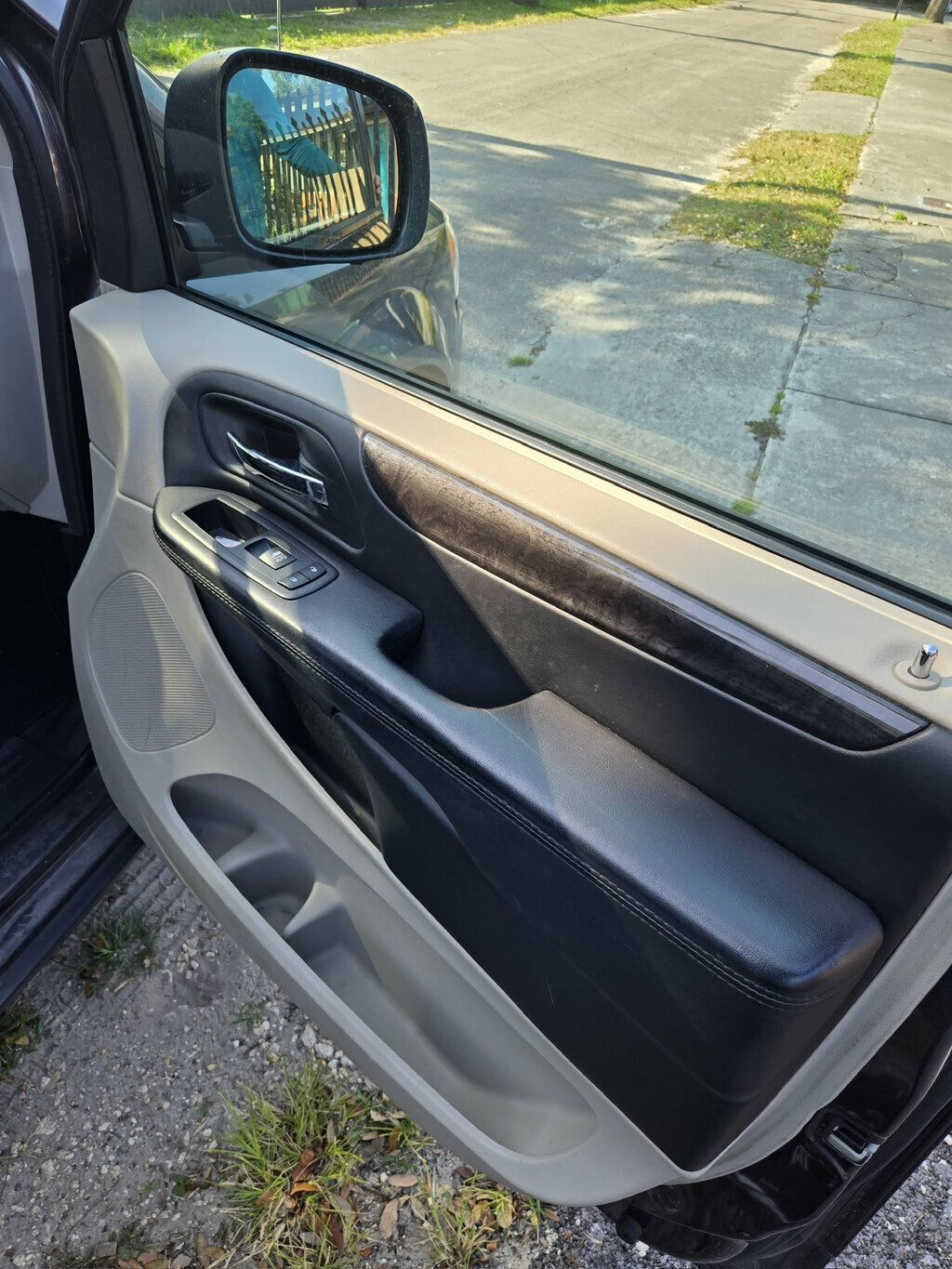 2016 Dodge Grand Caravan  - 23021418 - 2