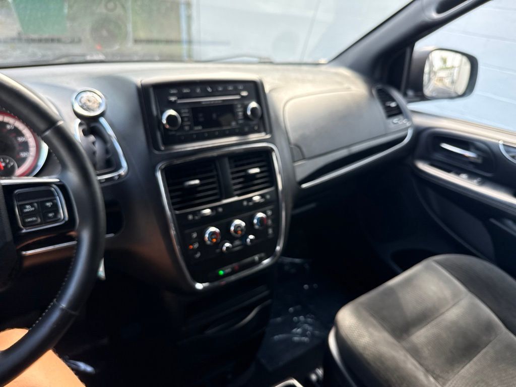 2016 Dodge Grand Caravan 4dr Wagon SE Plus - 23075886 - 12