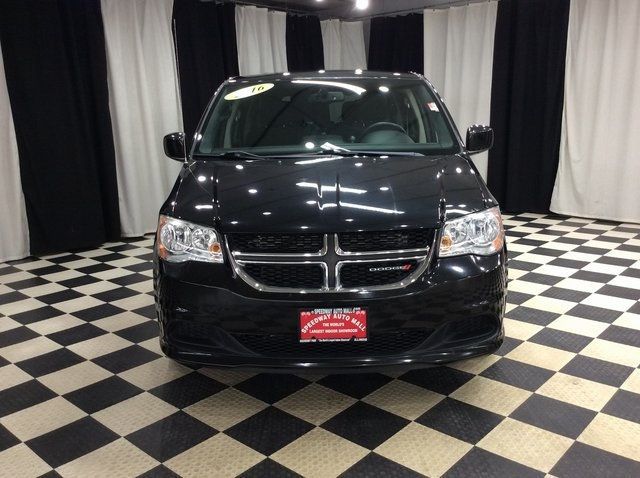 2016 Dodge Grand Caravan SE Plus photo 2