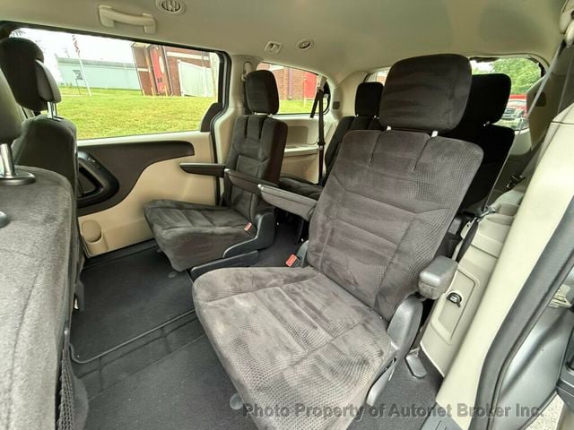 2016 Dodge Grand Caravan 4dr Wagon SXT - 23084971 - 19
