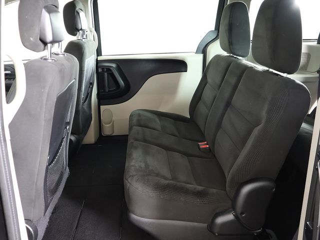 2016 Dodge Grand Caravan AVP - 23003684 - 24