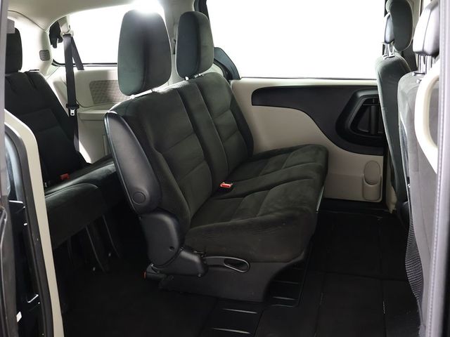 2016 Dodge Grand Caravan AVP - 23003684 - 25
