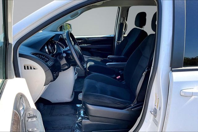 2016 Dodge Grand Caravan SE - 23092540 - 9